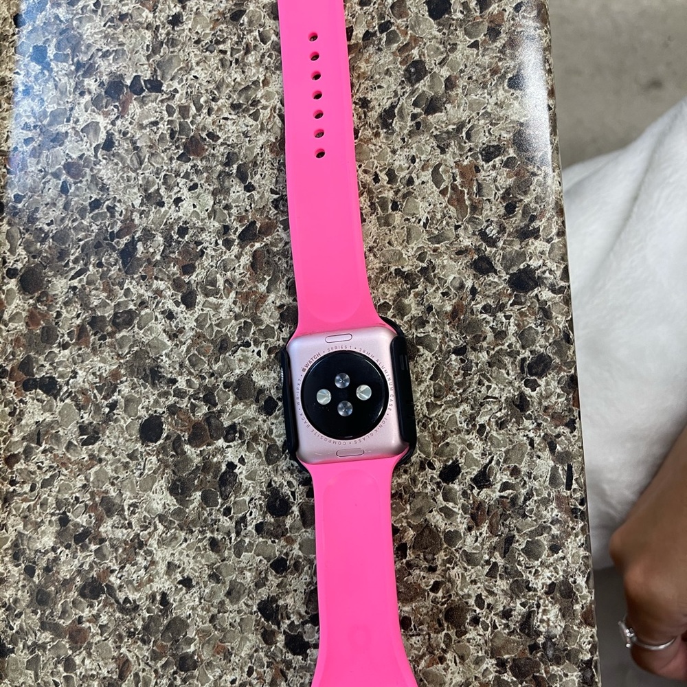 Apple Series 1 38mm rose gold watch